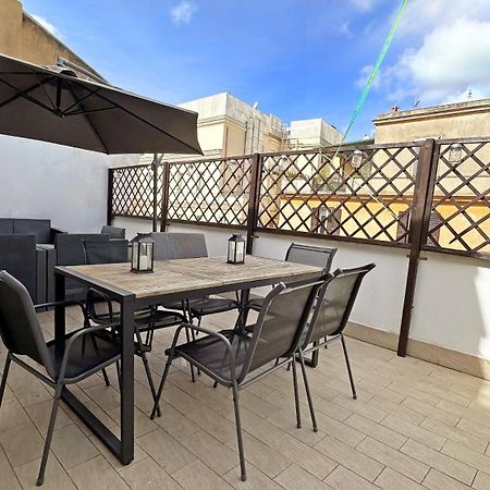 Rome Apartment With Terrace Autonomous Ngoại thất bức ảnh