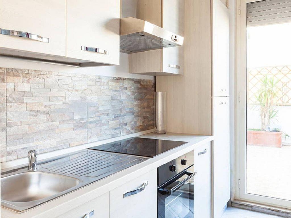 Rome Apartment With Terrace Autonomous Ngoại thất bức ảnh