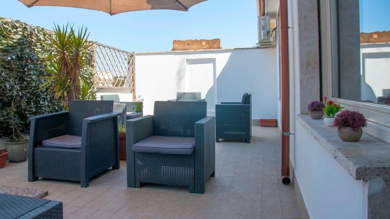 Rome Apartment With Terrace Autonomous Ngoại thất bức ảnh